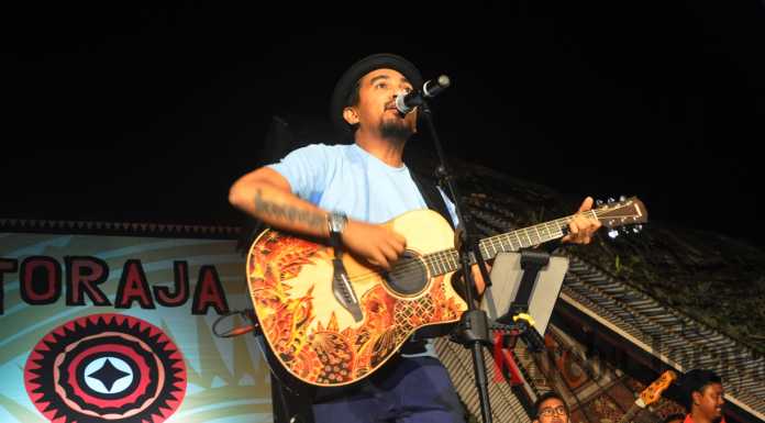 Glenn ke Konseptor TIF: Tenang Aja Bung, Aku Pasti Datang ke Toraja Glenn Fredly