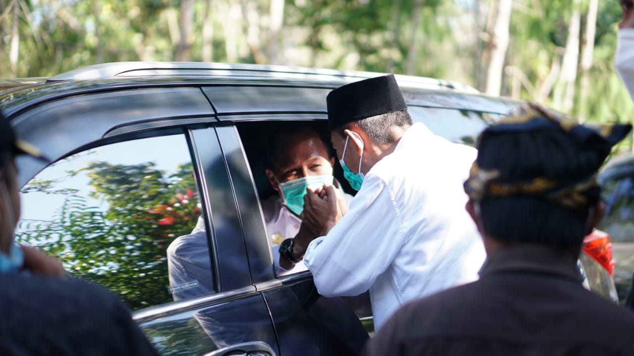 Keakraban Komut PT Telkom Indonesia Persero dengan Albertus Patarru