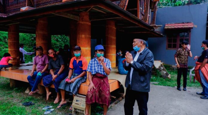 Lembang Lestari, Al-John: Ibu Rumah Tangga Mampu Majukan Ekonomi Pariwisata Tana Toraja Albertus Patarru dan John Diplomasi