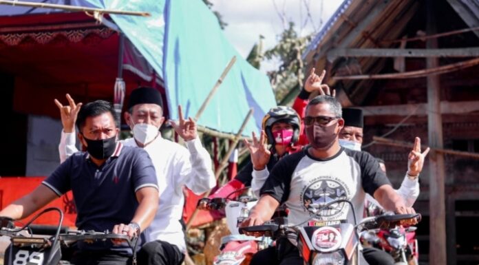 Albertus Patarru dan John Diplomasi