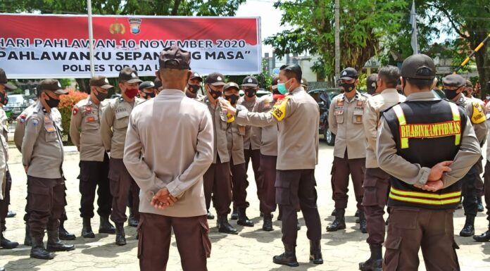 Jelang Pilkada, Kapolres Torut Berikan Pengarahan Kepada Seluruh Personil Bhabinkamtibmas Kapolres Toraja Utara