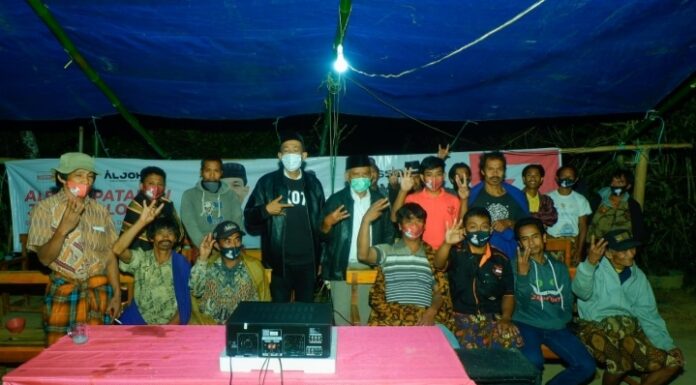 Albertus Patarru dan John Diplomasi