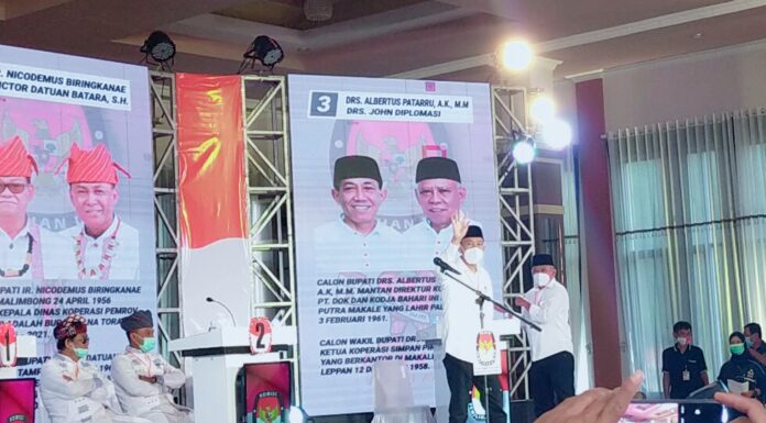 Albertus Patarru dan John Diplomasi