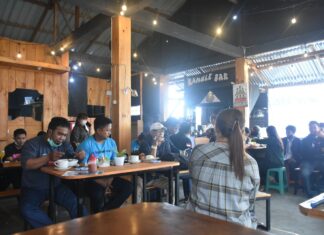 Eva Stevany Rataba Anggota DPR RI