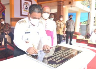 Peresmian Gereja Katolik Saloso