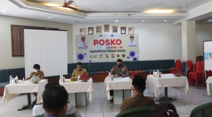 Bupati Torut Usul Keseimbangan Penarikan Retribusi dan Pelayanan ke Masyarakat Bupati Toraja Utara Yohanis Bassang