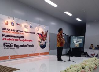 Bupati Torut Yohanis Bassang