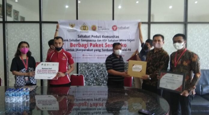 Bupati Torut Yohanis Bassang