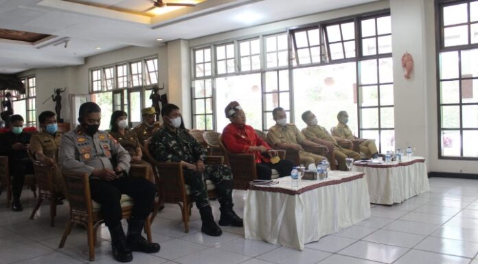 Peringatan HUT Provinsi Sulsel yang ke-352 dari Gedung DPRD Provinsi secara Zoom Meeting